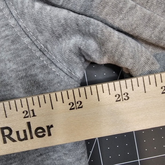 Taylor Swift Sweatshirt Womens XXL The Eras Tour Pop Concert Music Swifty Band - Picture 7 of 8